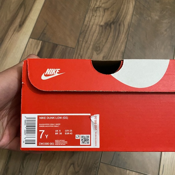 Nike Dunk Low ‘Cobalt’
Size 7Y or 8.5 W - Picture 3 of 3